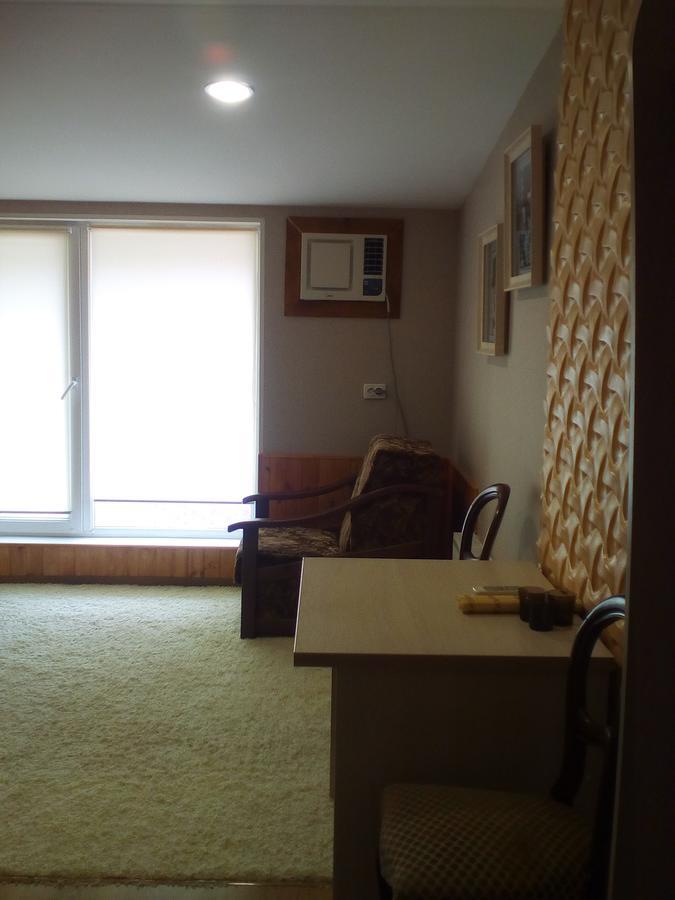 Motel Pid Strihoyu Kremenchuk Exterior foto